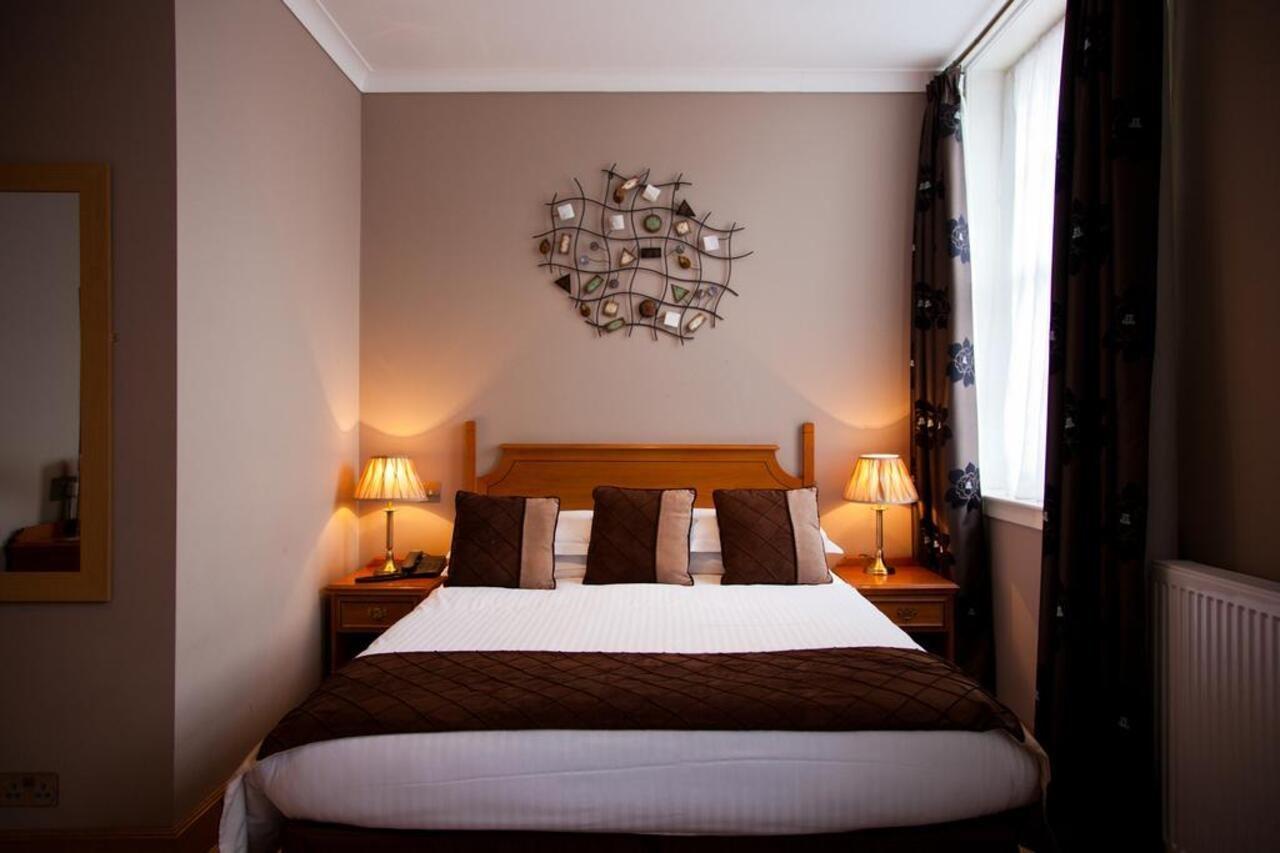 The City Hotel Dunfermline Zewnętrze zdjęcie