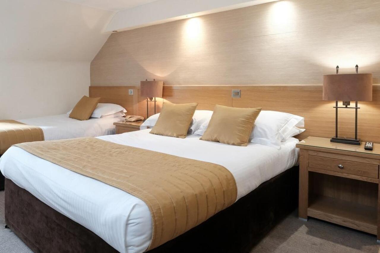 The City Hotel Dunfermline Zewnętrze zdjęcie
