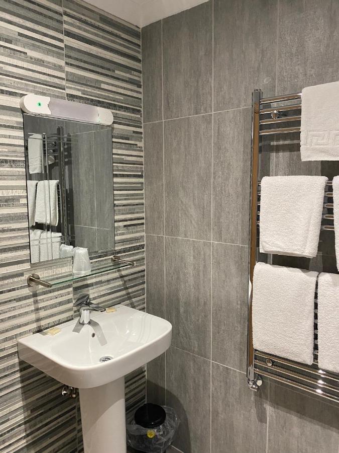 The City Hotel Dunfermline Zewnętrze zdjęcie